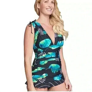 Mazu Swim Leaf Ruched Tummy Control Swim Dress Size Medium‎
